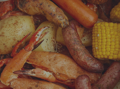 Why Seafood Boils in a Bag Are Trending — And How PanSaver® Pan Liners Make Them Easier for Restaurants